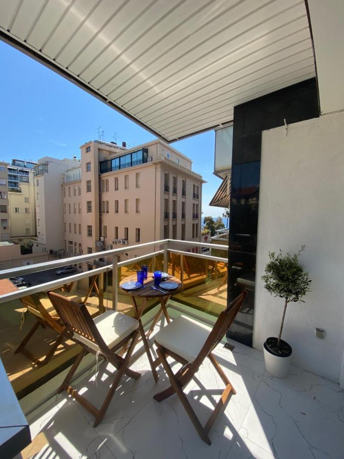 Le Royal, Spacious Seaside Apartment Rooftop And Pool Ница Екстериор снимка