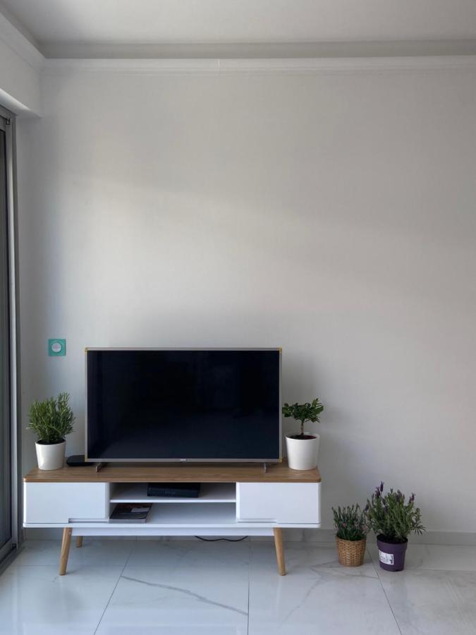Le Royal, Spacious Seaside Apartment Rooftop And Pool Ница Екстериор снимка